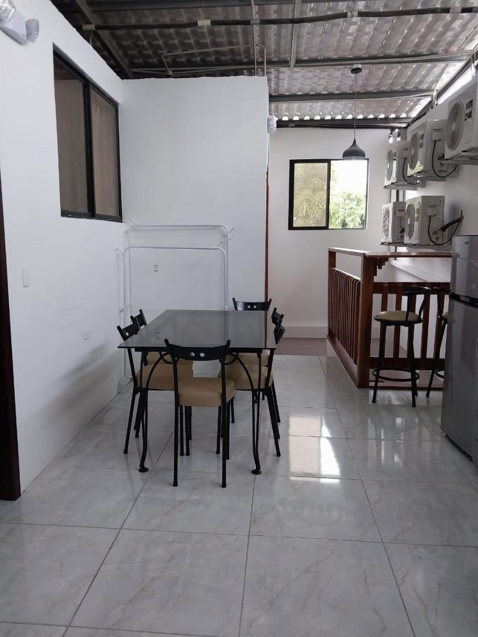 Tintorera Guest House Пуерто Айора Екстериор снимка