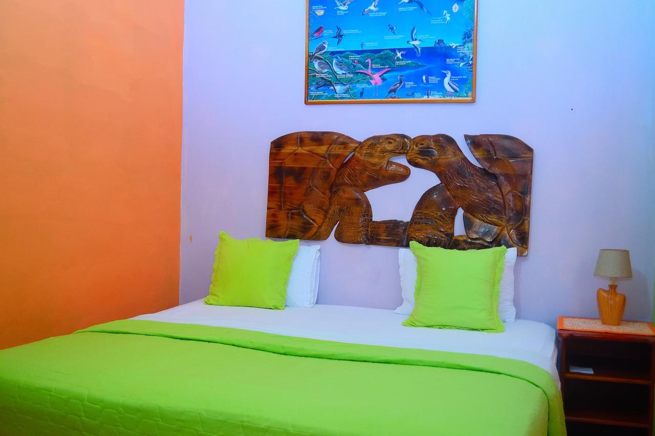 Tintorera Guest House Пуерто Айора Екстериор снимка