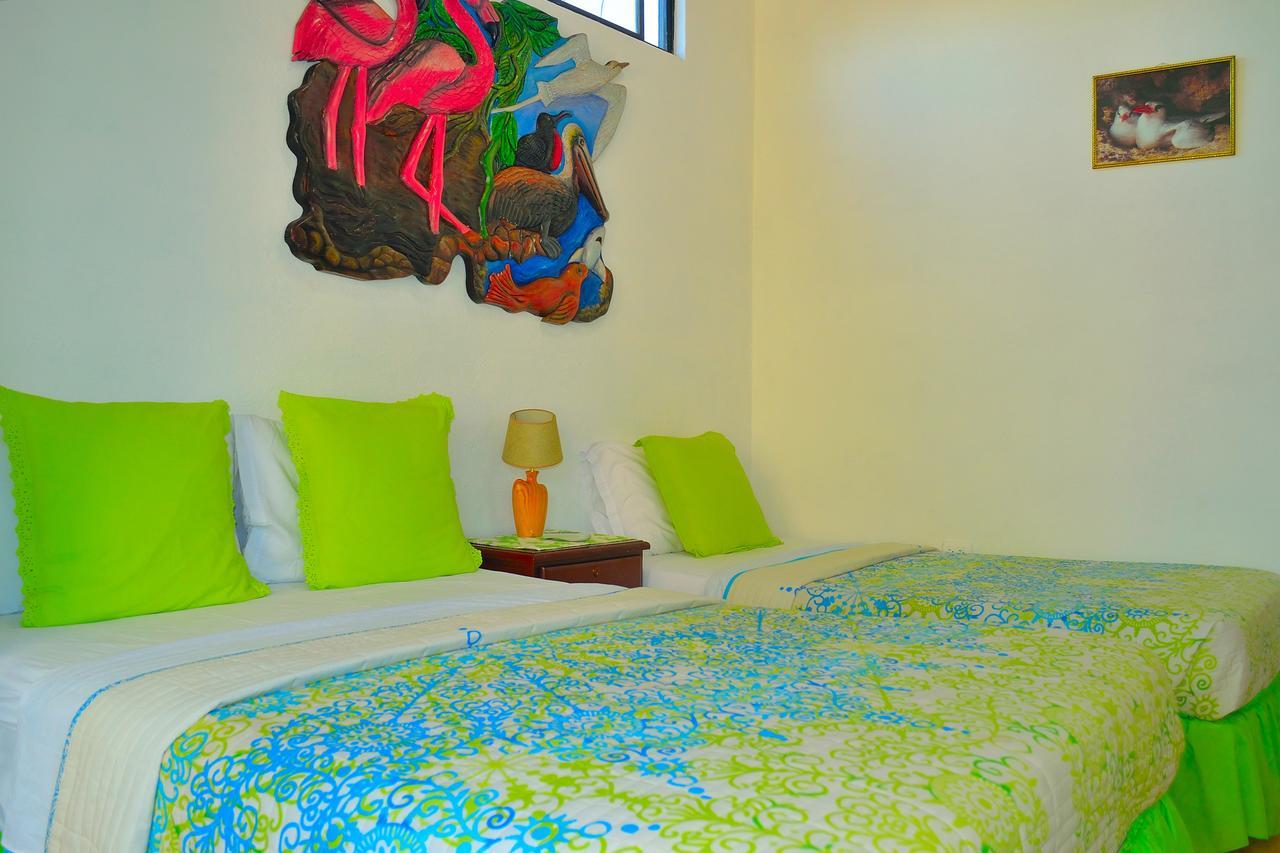 Tintorera Guest House Пуерто Айора Екстериор снимка