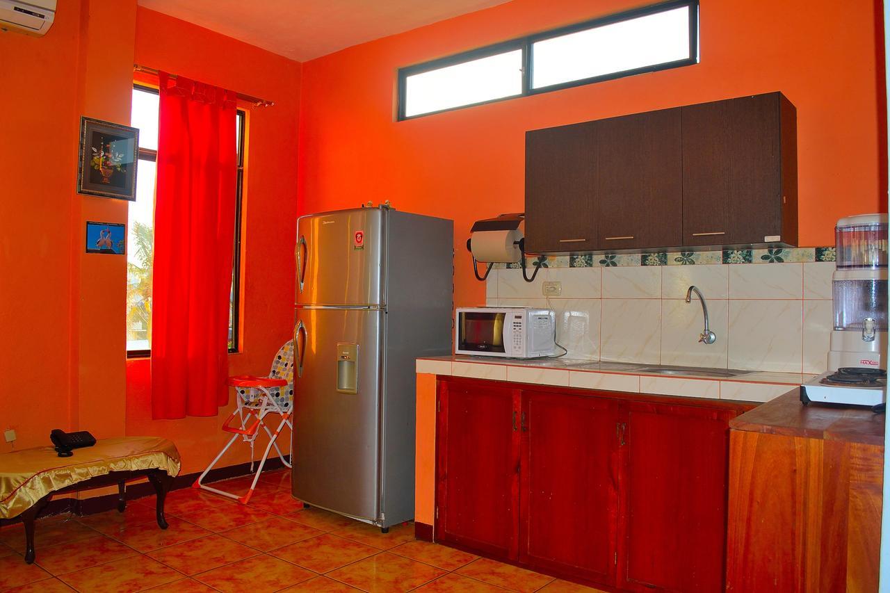 Tintorera Guest House Пуерто Айора Екстериор снимка