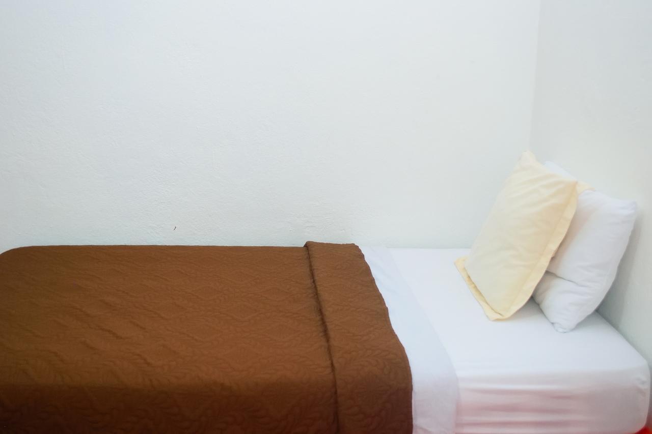 Tintorera Guest House Пуерто Айора Екстериор снимка