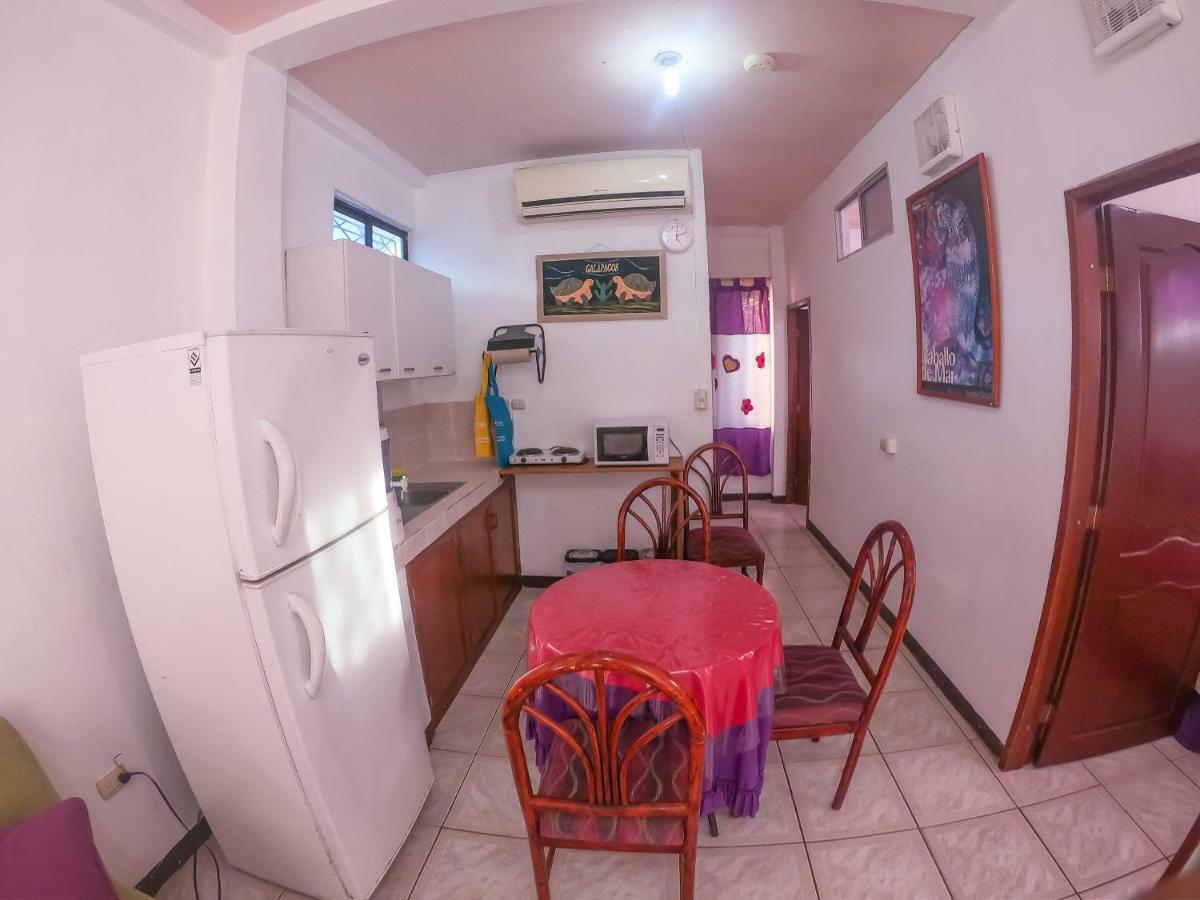Tintorera Guest House Пуерто Айора Екстериор снимка
