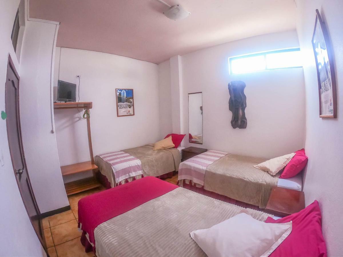Tintorera Guest House Пуерто Айора Екстериор снимка