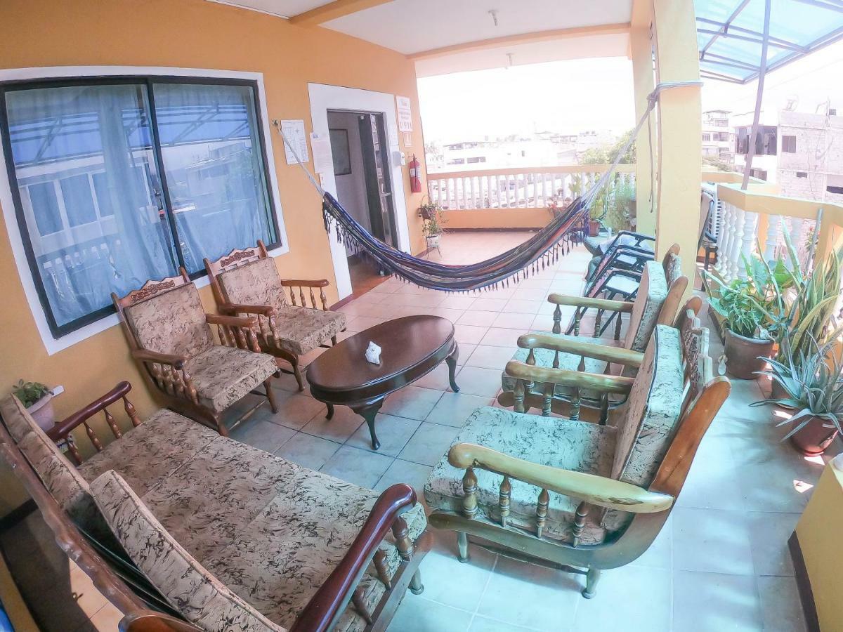Tintorera Guest House Пуерто Айора Екстериор снимка