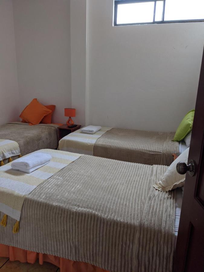 Tintorera Guest House Пуерто Айора Екстериор снимка